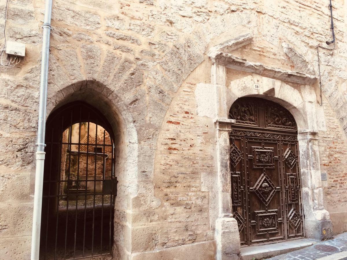 Le Loft Du Chateau Du Roi Cahors Exterior foto